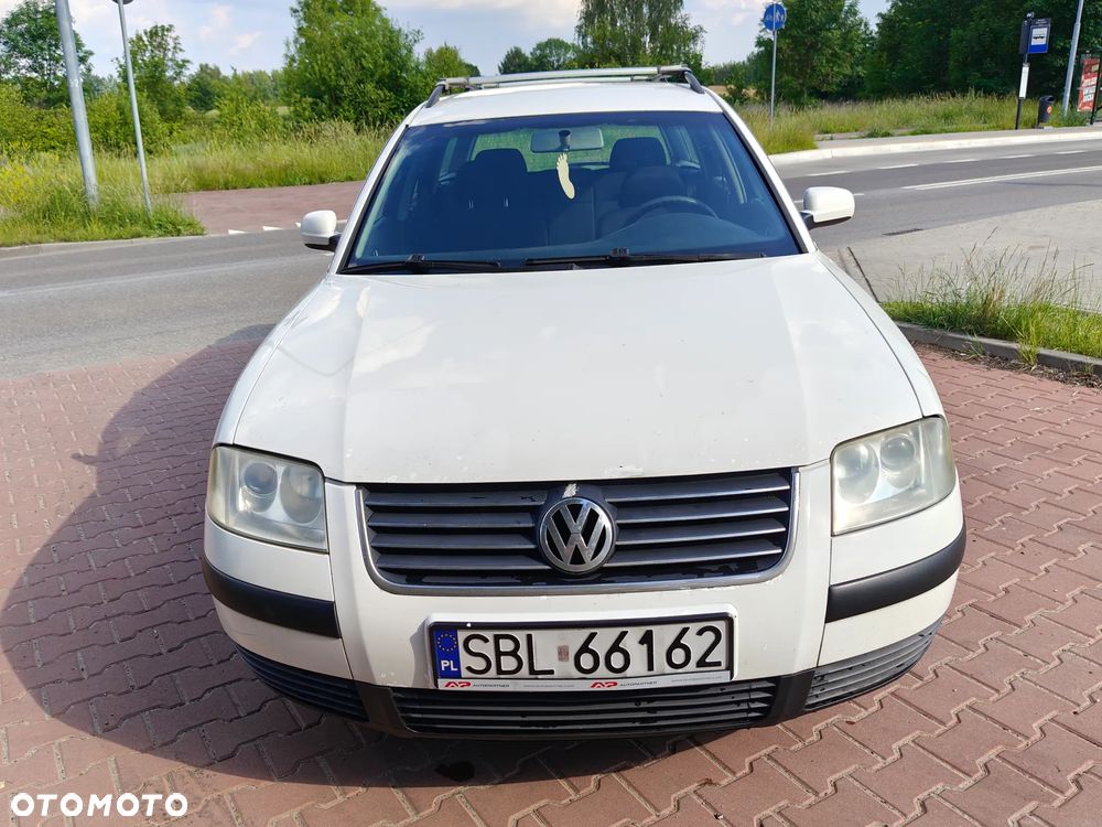 Volkswagen Passat 1.9 TDI Comfortline - 32