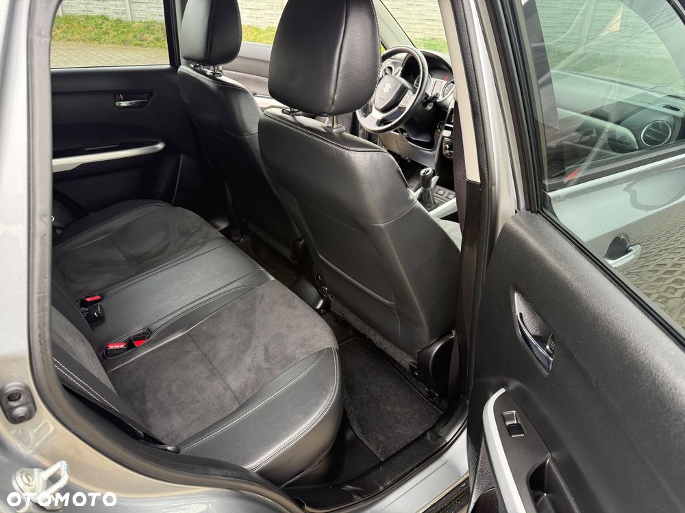 Suzuki Vitara 1.6 (4x4) Allgrip Comfort+ - 21