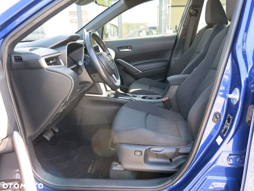 Toyota Corolla Cross 2.0 Hybrid Comfort - 12