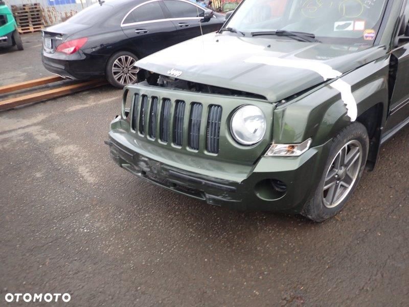 Jeep Patriot 2.4 Limited CVT2 - 9