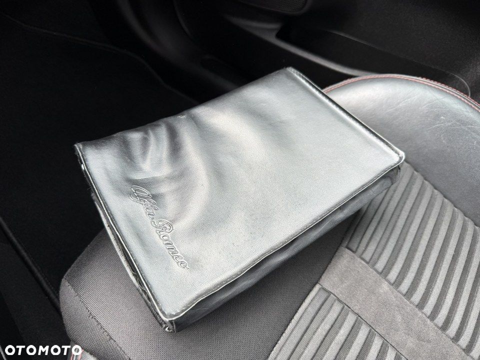 Alfa Romeo Giulietta 1.4 TB MultiAir Distinctive - 40