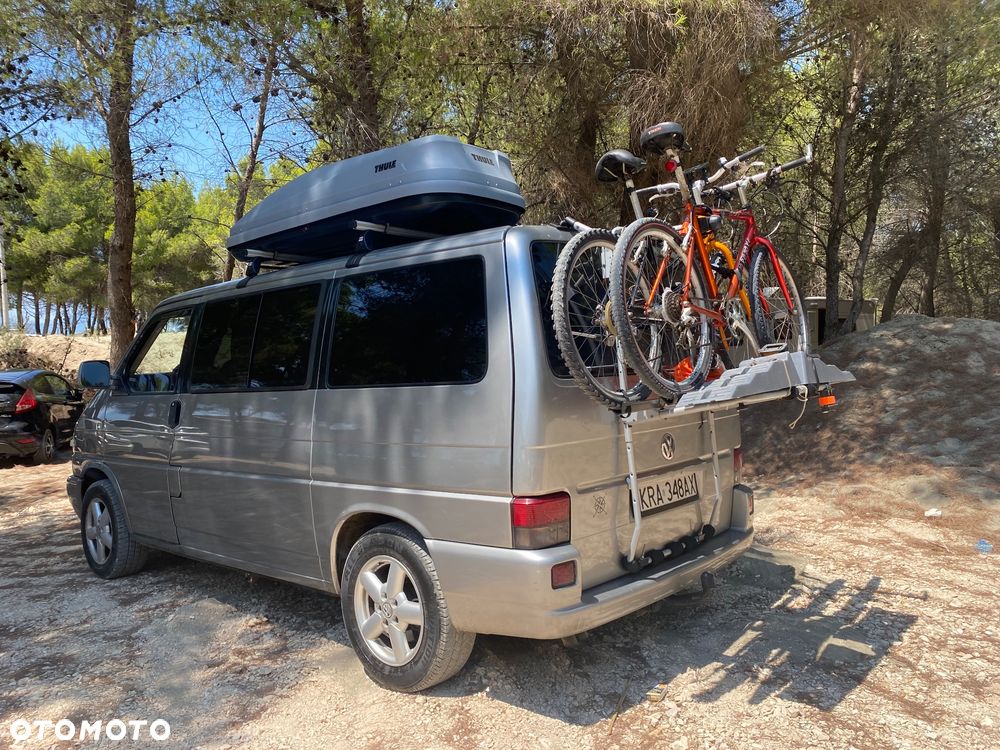 Volkswagen Caravelle - 2