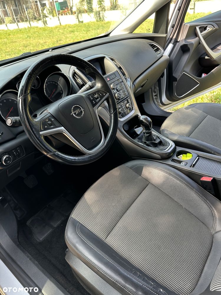 Opel Astra 1.4 T Sport - 10