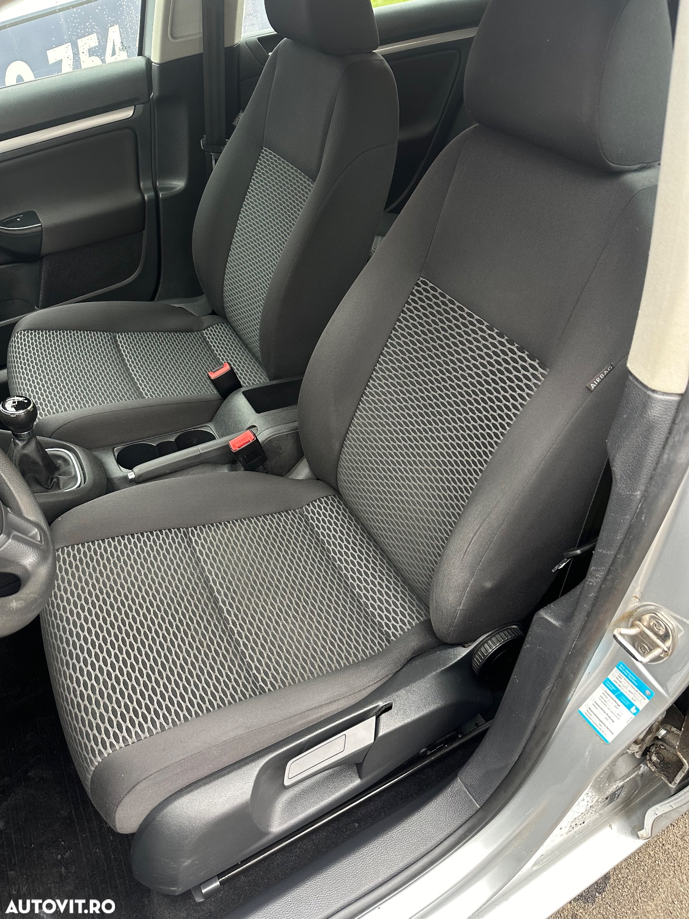 Volkswagen Golf 1.6 TDI BlueMotion Technology DPF Highline - 11