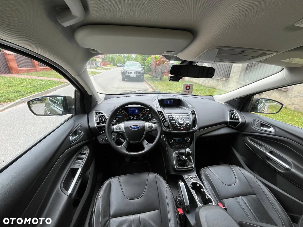 Ford Kuga 2.0 TDCi 4x4 Titanium - 21