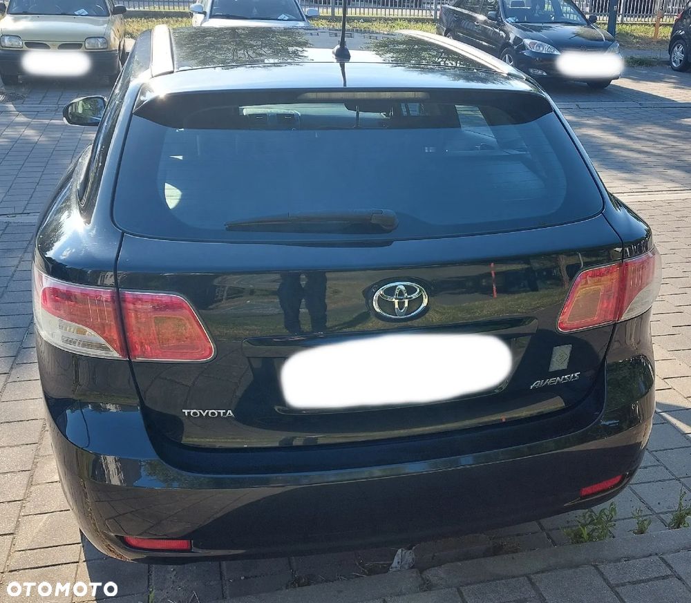 Toyota Avensis 1.8 Life - 3