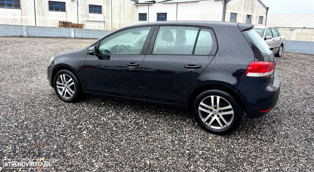 VW Golf 1.6 TDi Trendline BlueMotion - 3