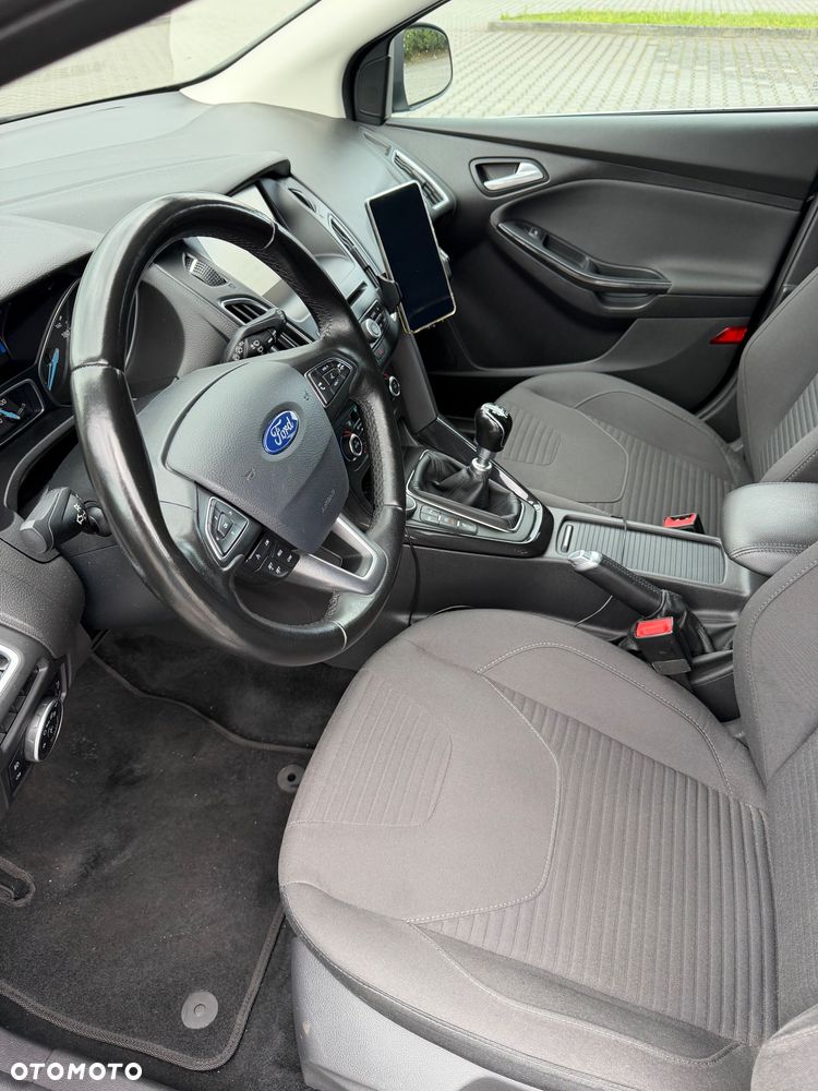 Ford Focus 1.0 EcoBoost Titanium ASS - 9