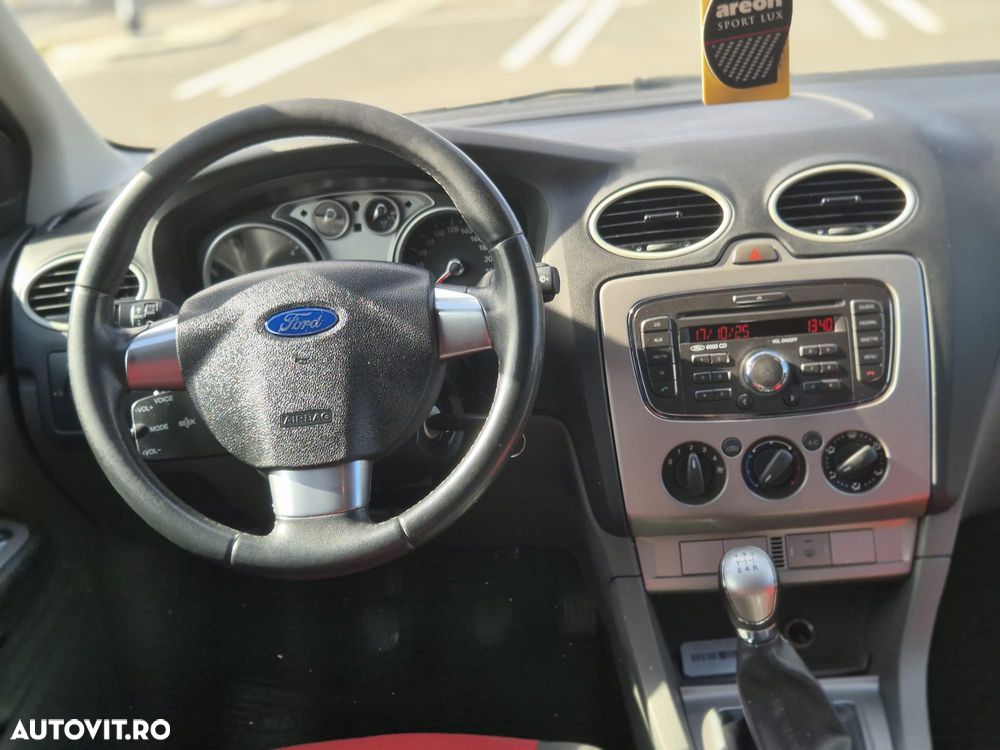 Ford Focus - 7