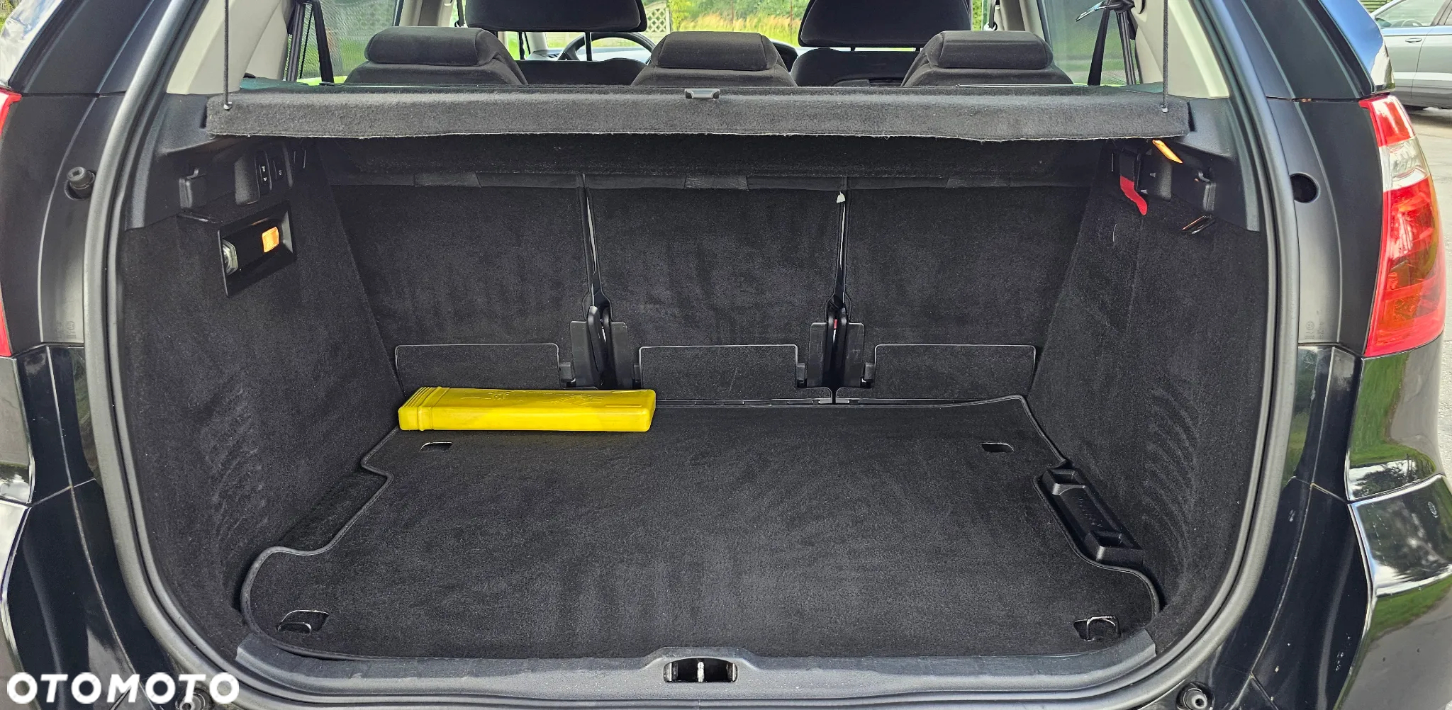 Citroën C4 Picasso 2.0 16V Exclusive - 29