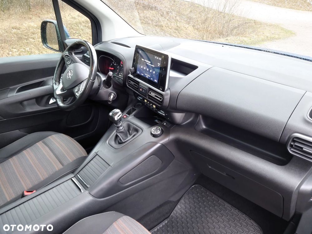 Opel Combo 1.2 Turbo Enjoy S&S - 6