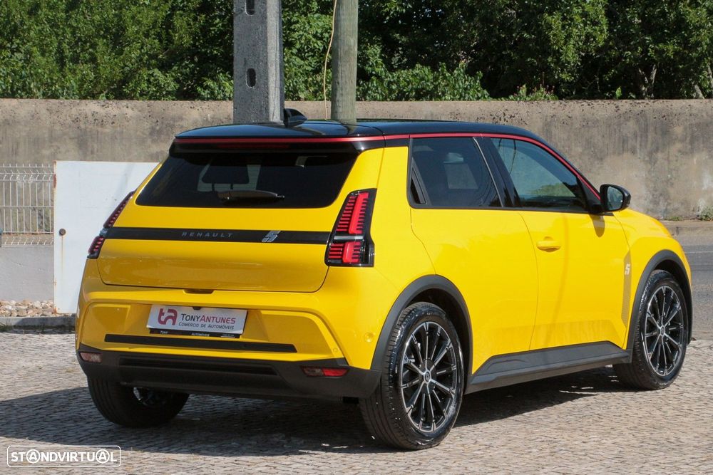 Renault 5 E-Tech 52 kWh Evolution Autonomia Conforto - 3