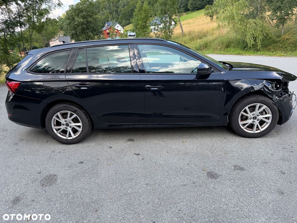 Skoda Octavia 2.0 TDI Ambition DSG - 4