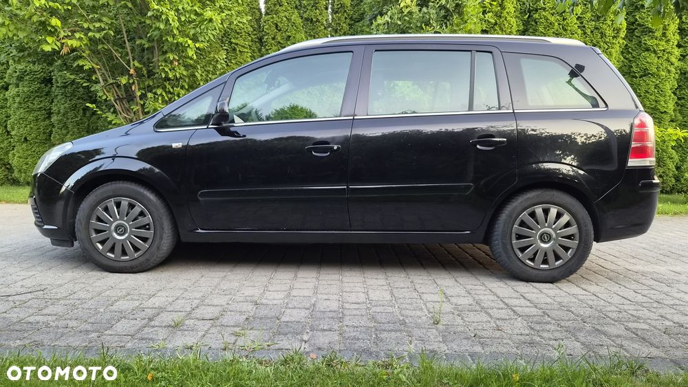 Opel Zafira - 2