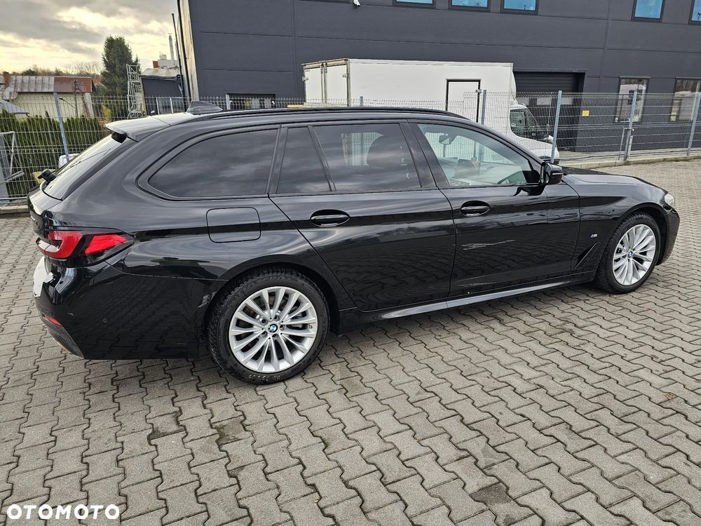 BMW Seria 5 520d xDrive MHEV M Sport sport - 6