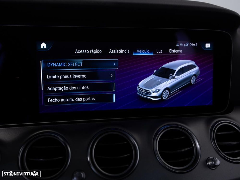 Mercedes-Benz E 300 de 9G-TRONIC - 35