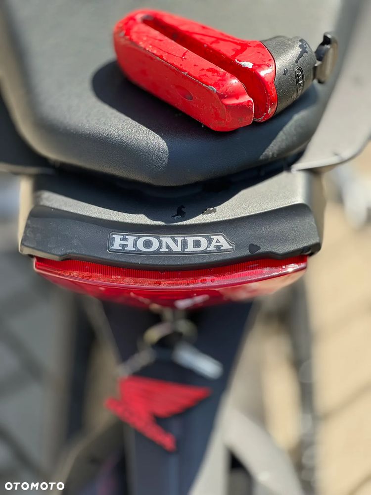 Honda CB - 9
