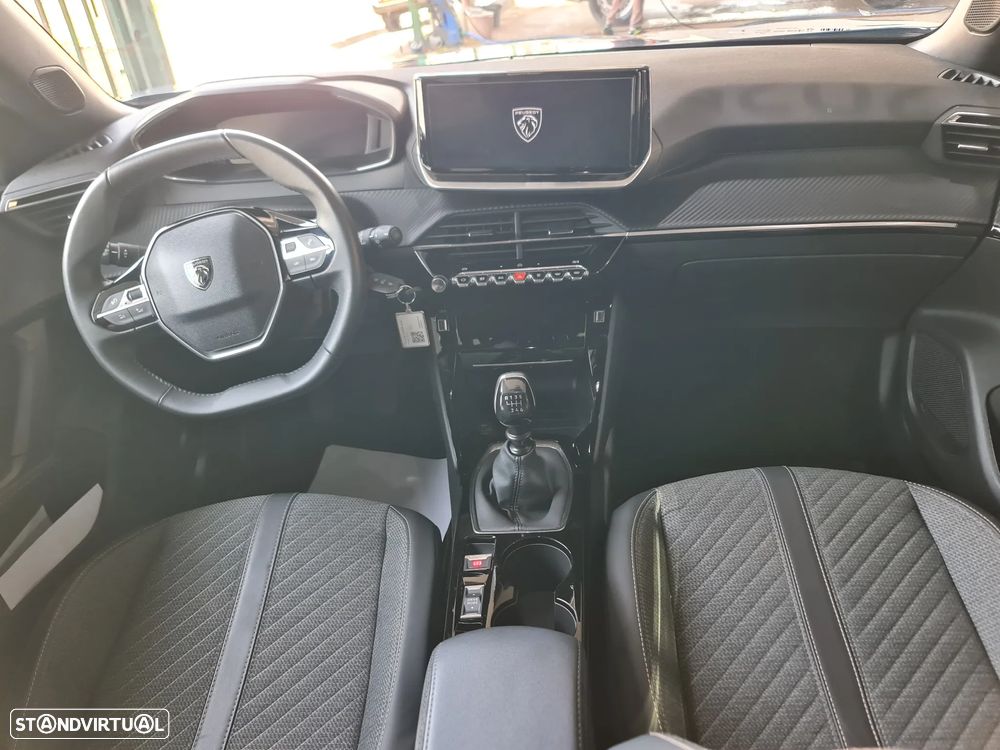 Peugeot 2008 1.2 PureTech Allure Pack - 19
