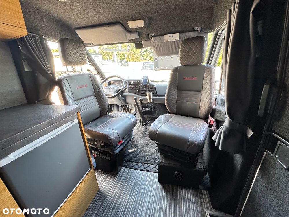 Mercedes-Benz Sprinter - 18