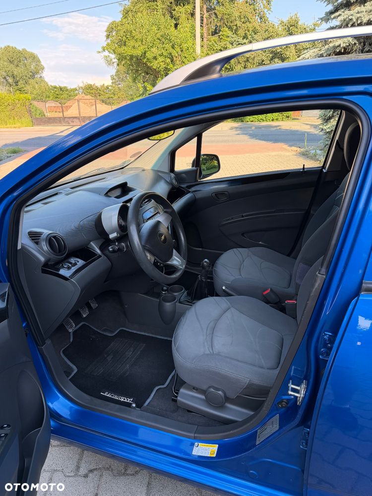 Chevrolet Spark - 18