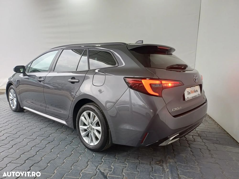 Toyota Corolla 1.8 Hybrid Touring Sports - 3