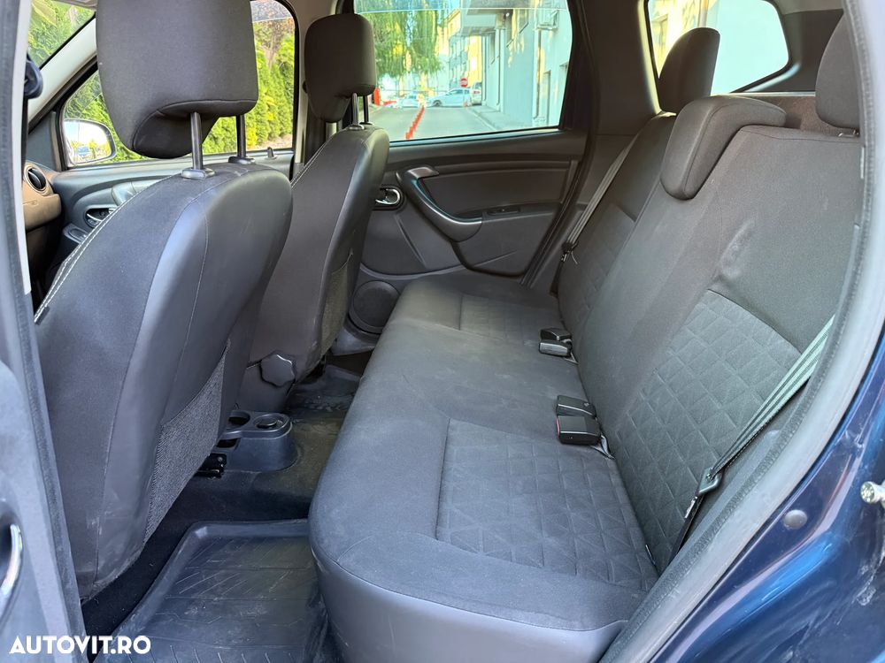 Dacia Duster 1.2 TCe 4x4 Laureate - 12