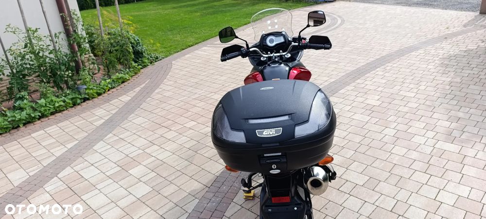 Suzuki V-STROM - 9