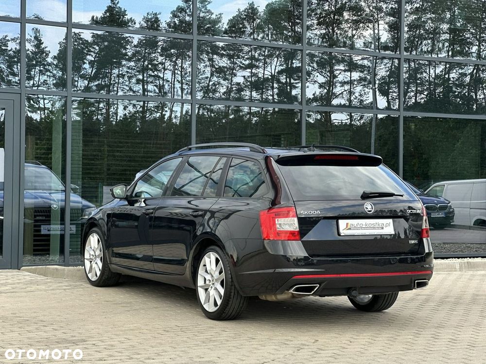 Skoda Octavia 2.0 TDI SCR RS DSG - 9
