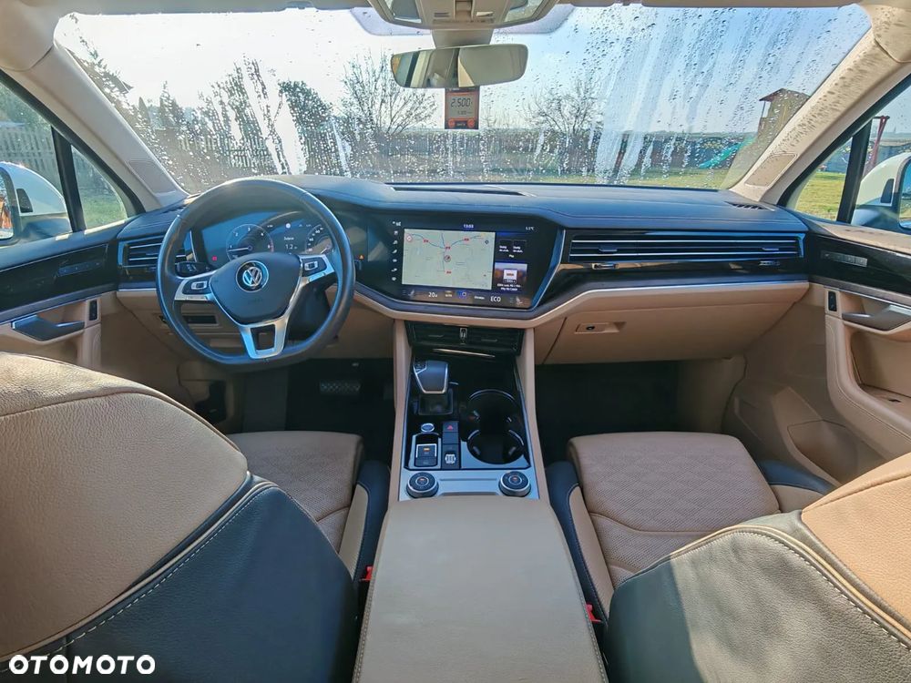 Volkswagen Touareg - 10