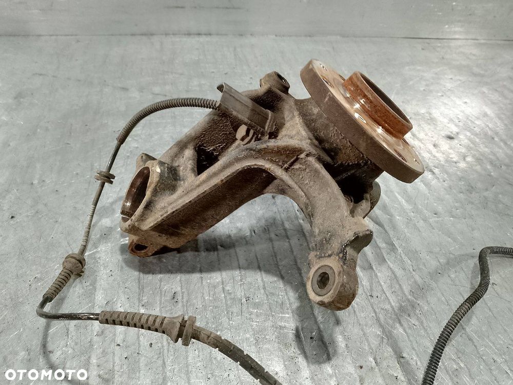 ZWROTNICA PRAWY PRZÓD PEUGEOT 208 1.5 BLUEHDI - 2