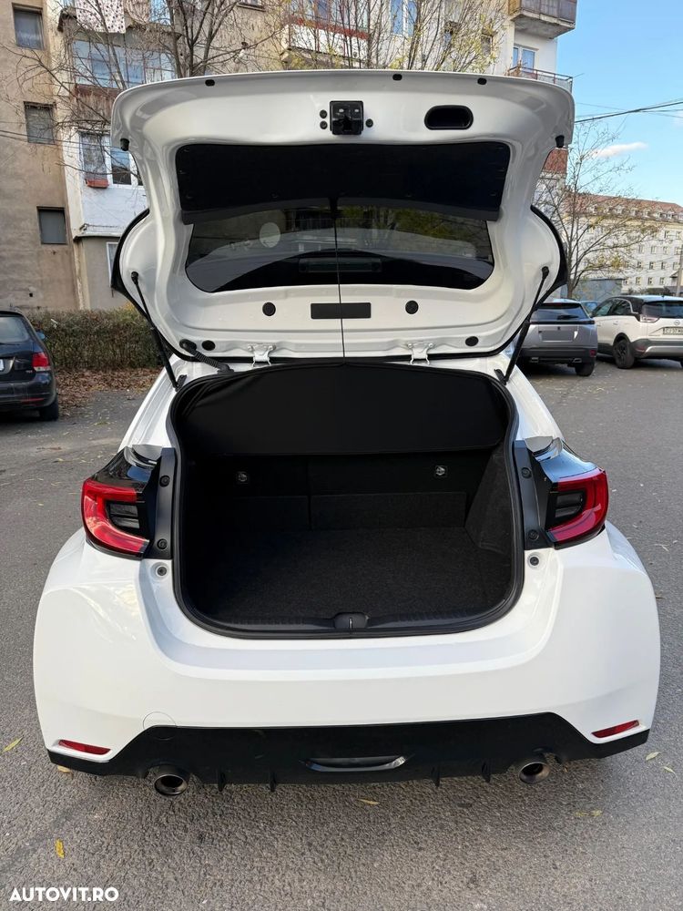 Toyota Yaris GR 1.6l Turbo Performance - 13