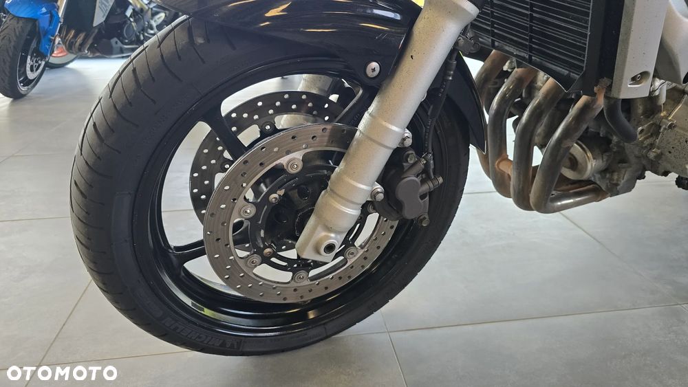 Yamaha FZ6 - 14