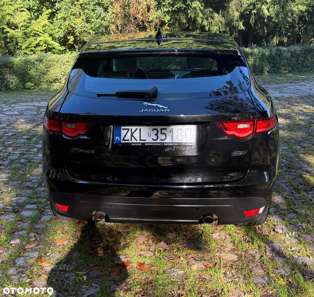 Jaguar F-Pace 2.0 i4D AWD Prestige - 3