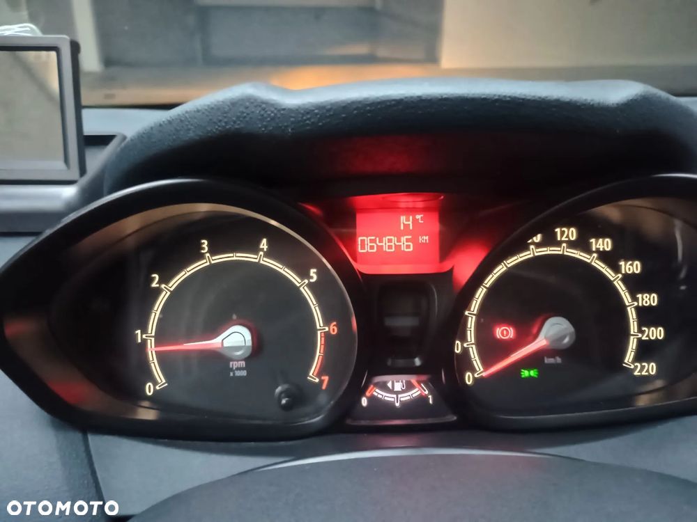 Ford Fiesta 1.25 Trend EU5 - 23