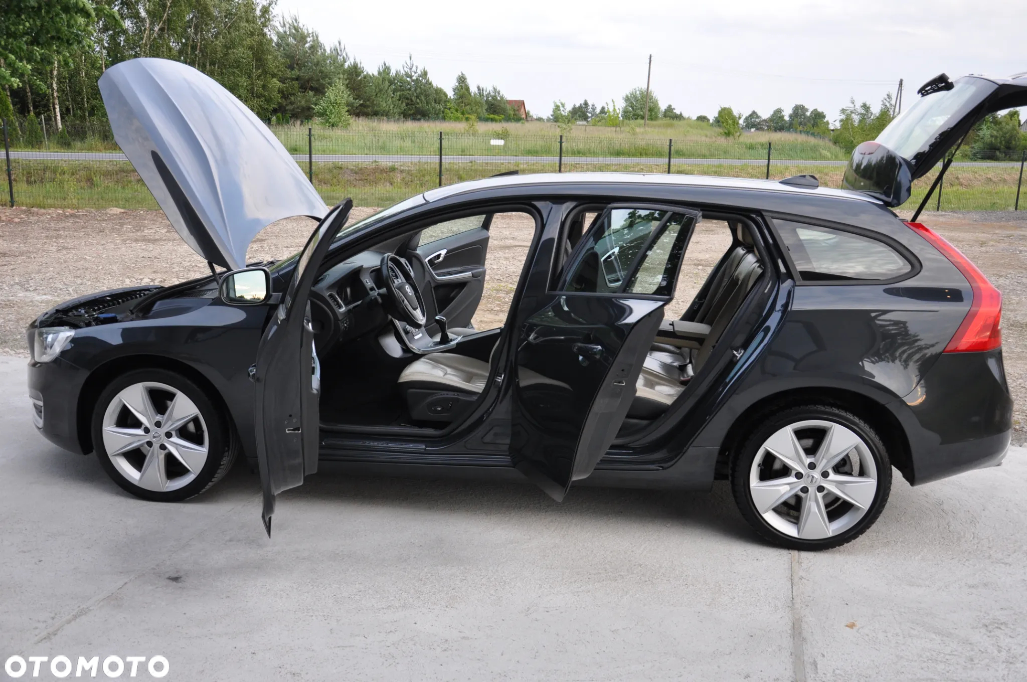 Volvo V60 D4 Drive-E R-Design Summum - 19