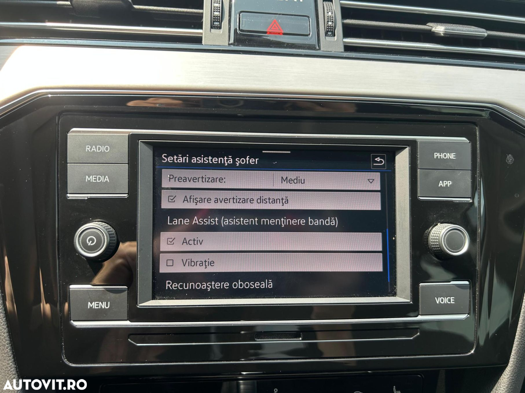 Volkswagen Passat 2.0 TDI DSG Highline - 26