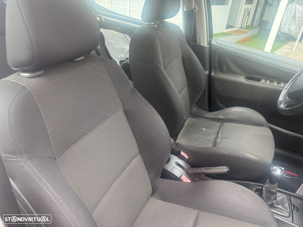 Peugeot 207 SW 1.4 Sport - 17
