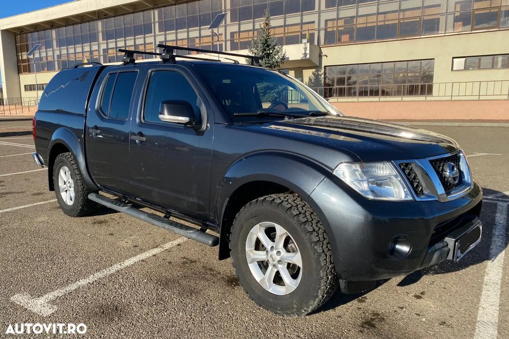 Nissan Navara 2.5 dCi Double Cab LE Plus - 1