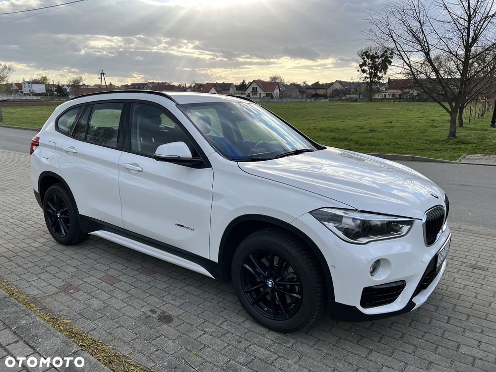 BMW X1 xDrive25d Sport Line - 2