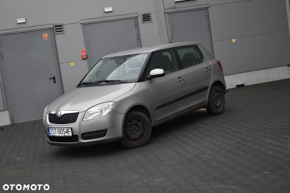 Skoda Fabia - 23