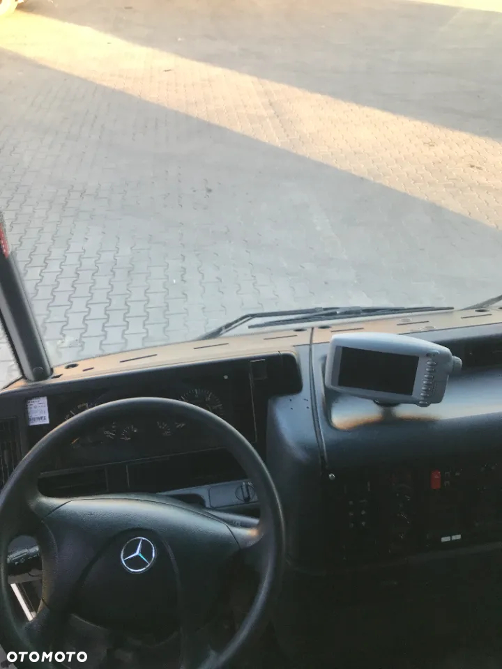 Mercedes-Benz ECONIC - 14