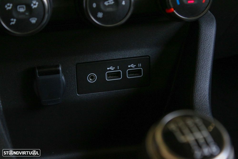 Renault Clio 1.0 TCe Evolution Bi-Fuel - 19