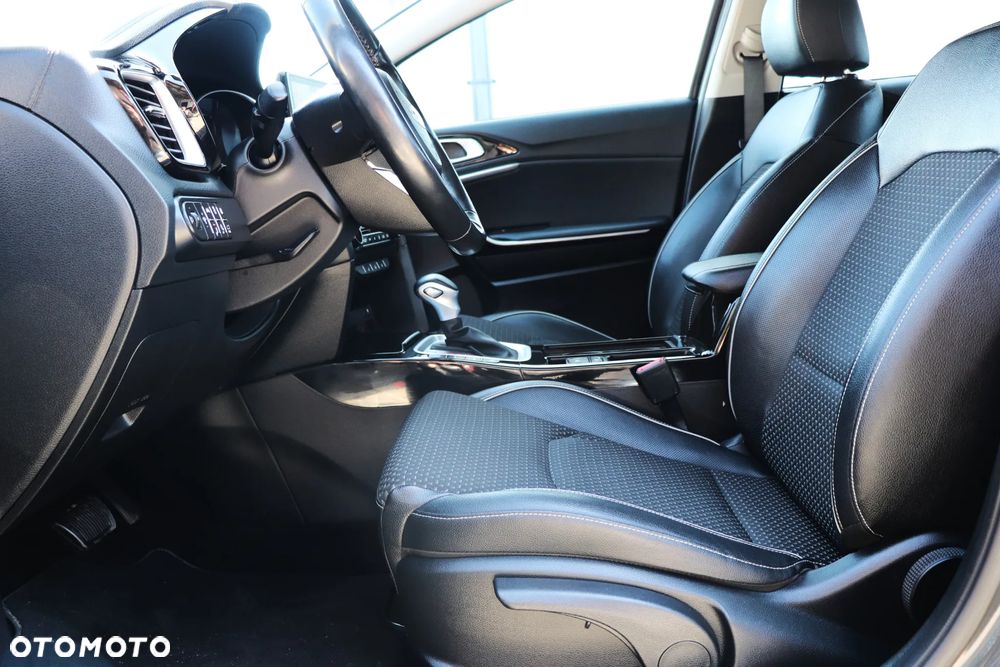 Kia XCeed 1.6 GDI DCT6 OPF PLATINUM - 19