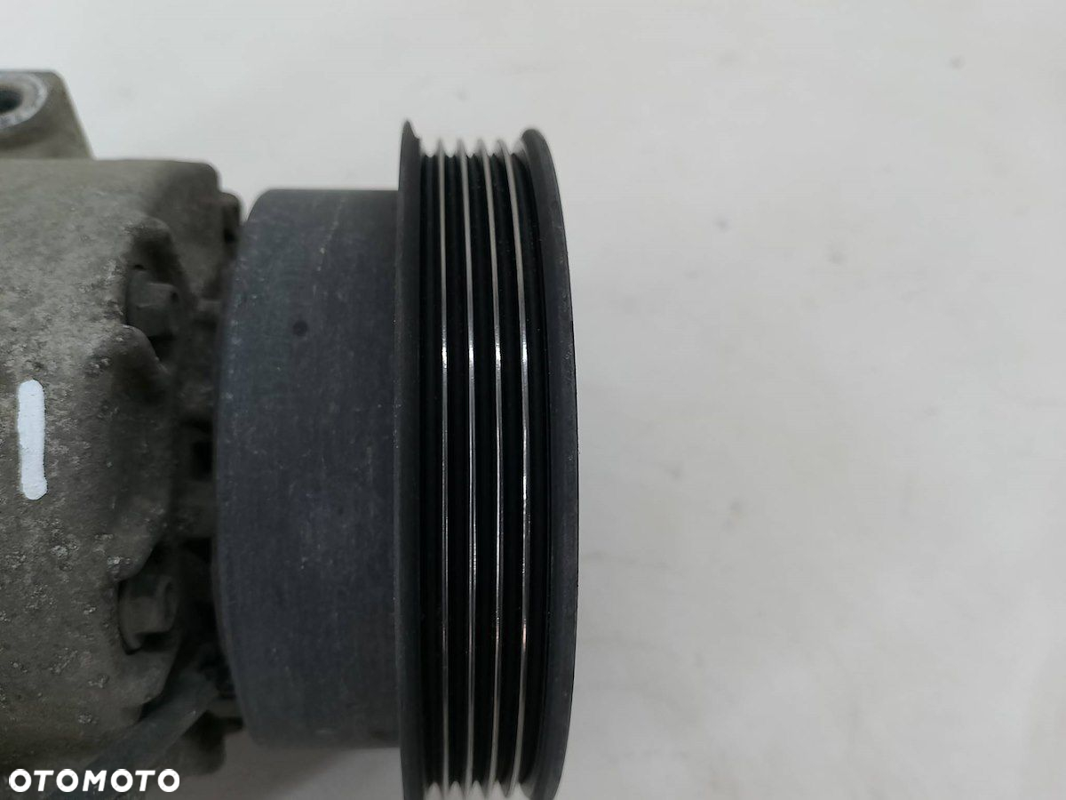 POMPA, SPRĘŻARKA KLIMATYZACJI HYUNDAI I20 I DV08-0072 1.4 CRDI - 6