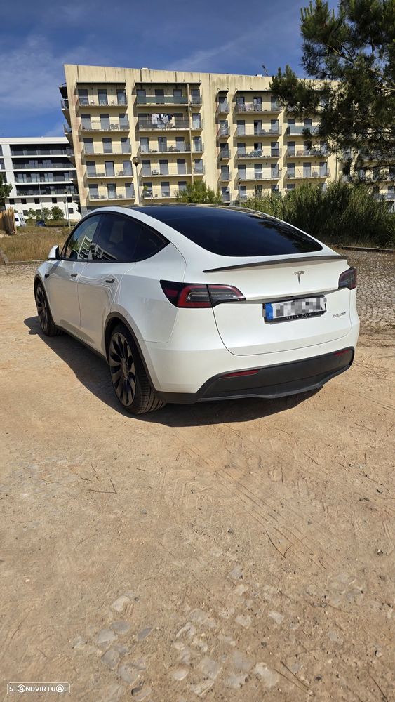 Tesla Model Y Performance Dual Motor AWD - 7