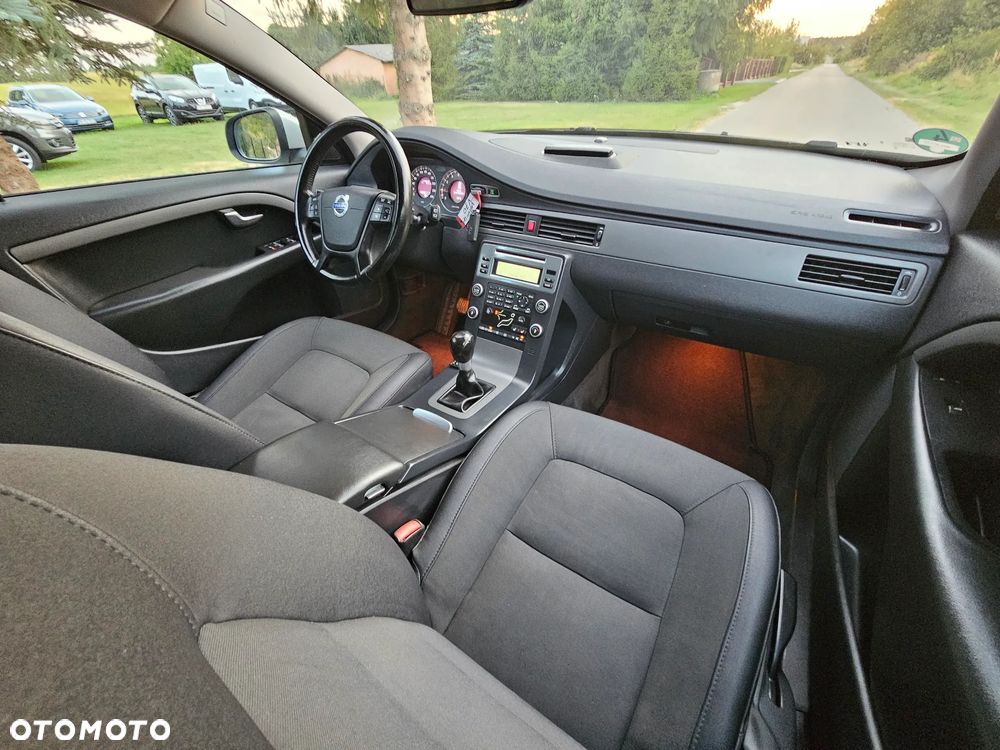 Volvo V70 2.0 - 13