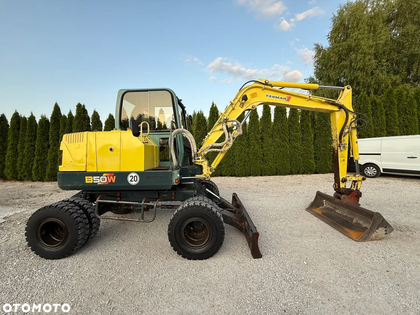 Yanmar B50W KOPARKA KOŁOWA/ 5 TON / MAŁE GABARYTY / BARDZO ZWROTNA / ZADBANA Z NIEMIEC / PIĘKNY STAN / ORYGINAŁ / B 50 W B75 B95 B110 / 70 75 80 90 100 110 / 308 310 / TEREX TW - 36