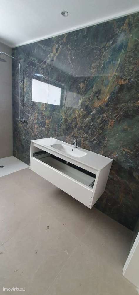 Moradia T3+1 - Fase final de construção - Grande imagem: 4/10