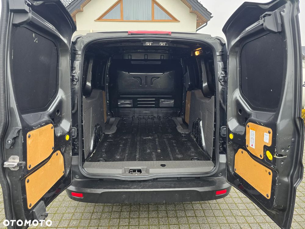 Ford Transit Connect - 19