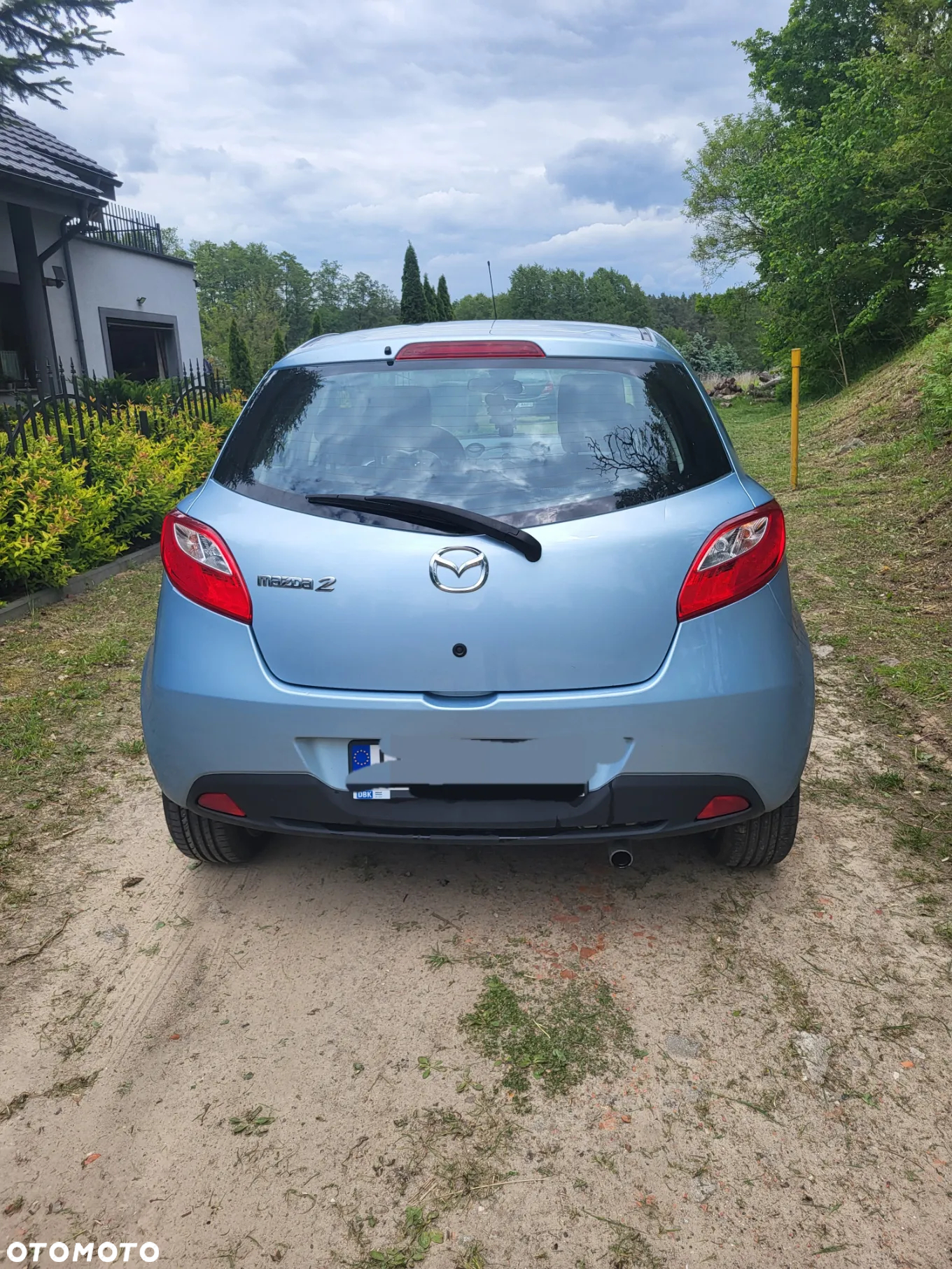 Mazda 2 - 6